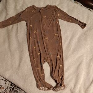 4/$20- Brown Sleeper With Chicken Design